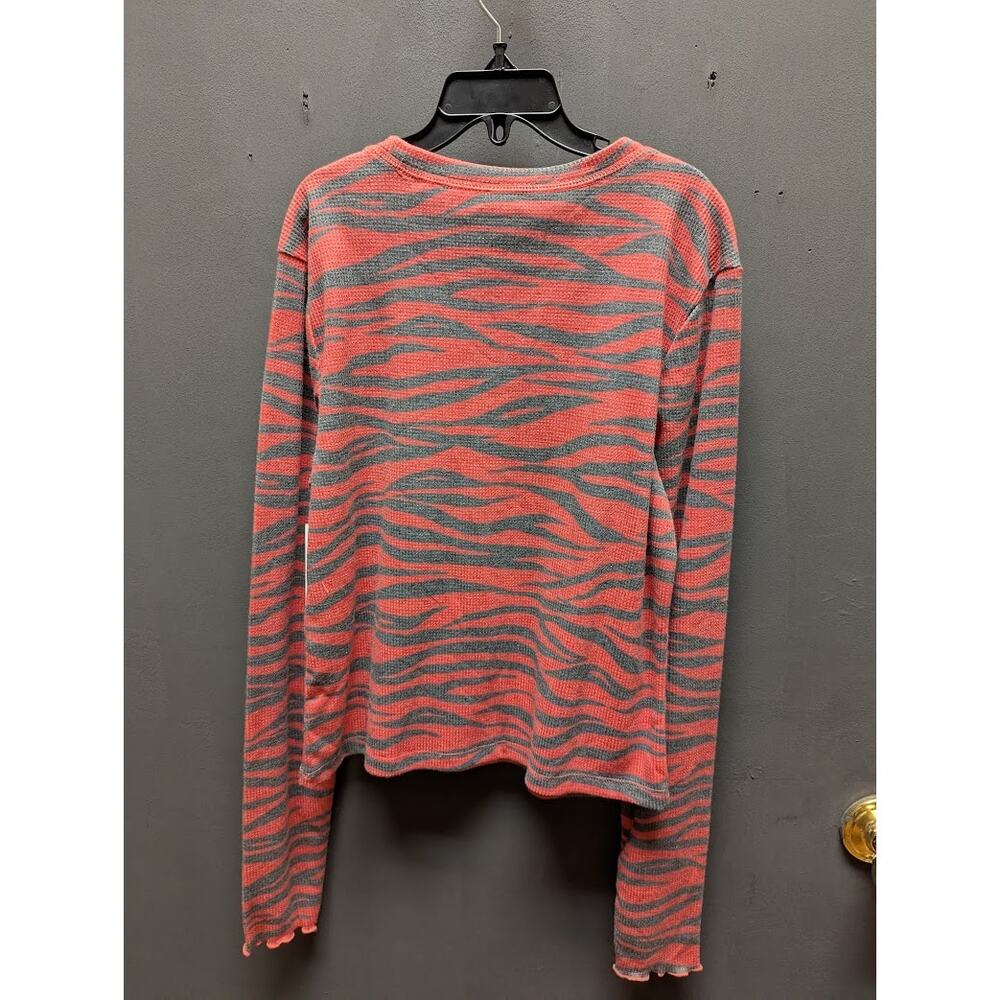 BP. size Small womens thermal top shirt red black animal print long sleeve NEW - Picture 2 of 5